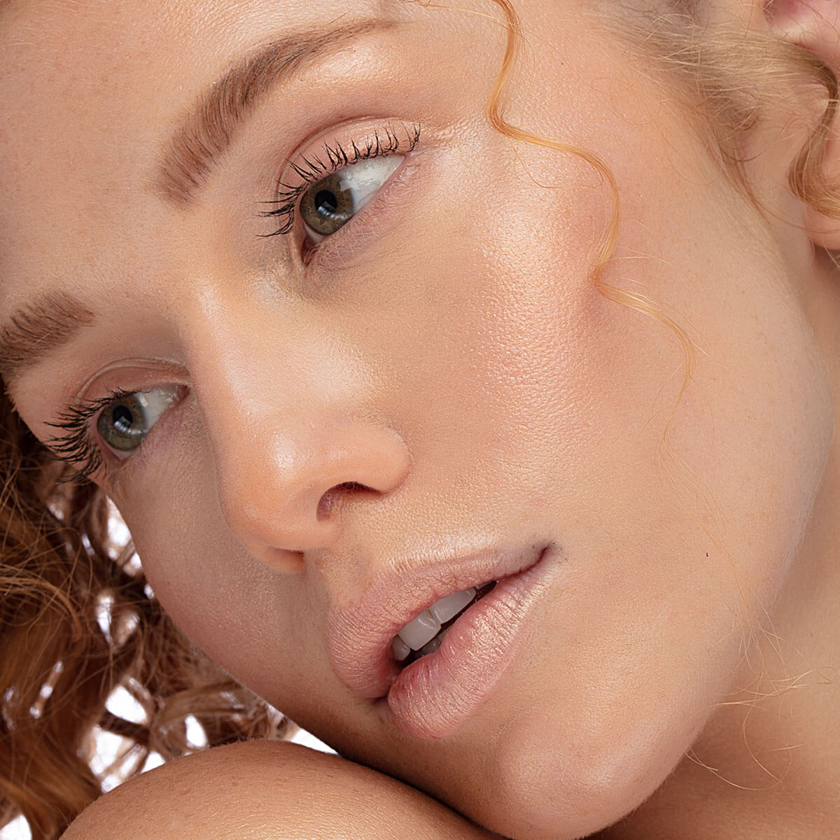 Model Skin Gloss Cream Highlighter - Sunset Glow