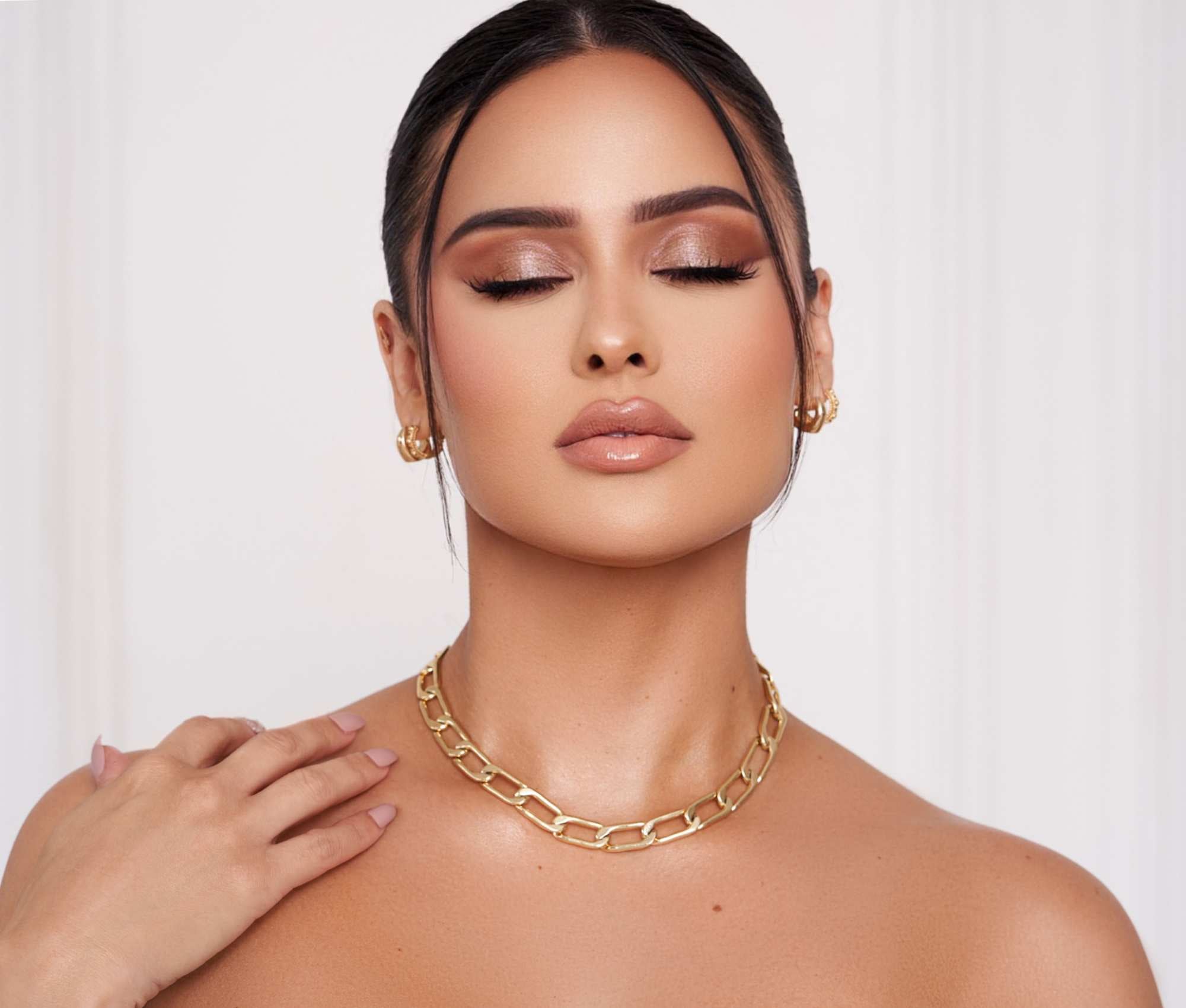 The Essential Palette – Dominique