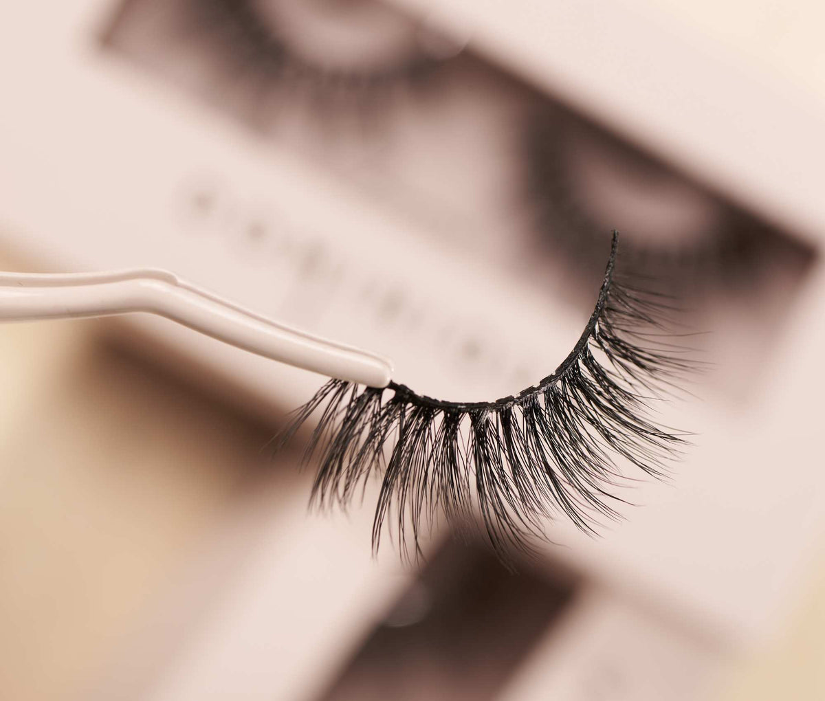 Dominique Eyelash Tool Kit